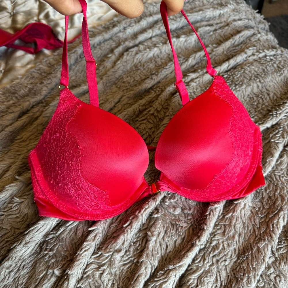 Red Victoria secret bra